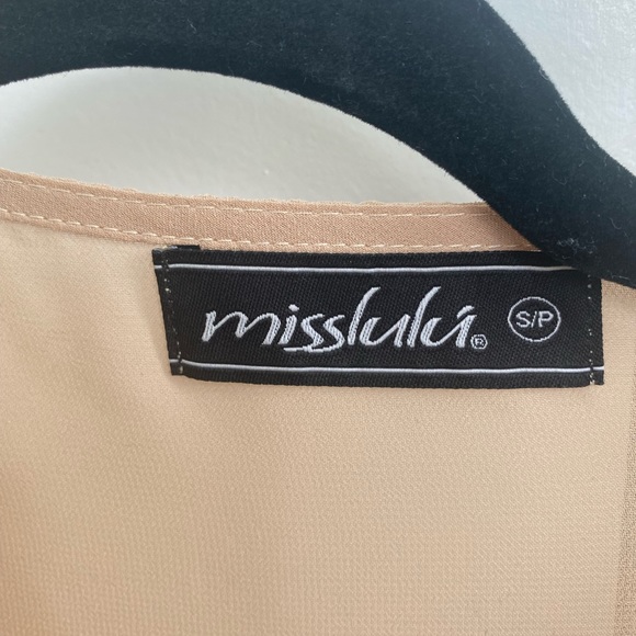 Beautiful blouse for sale - Picture 3 of 3